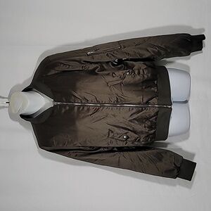 🩵 Olive green bomber jacket]